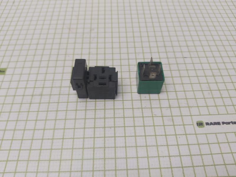 Реле 12V для Land Rover Range Rover 2 1996-2002