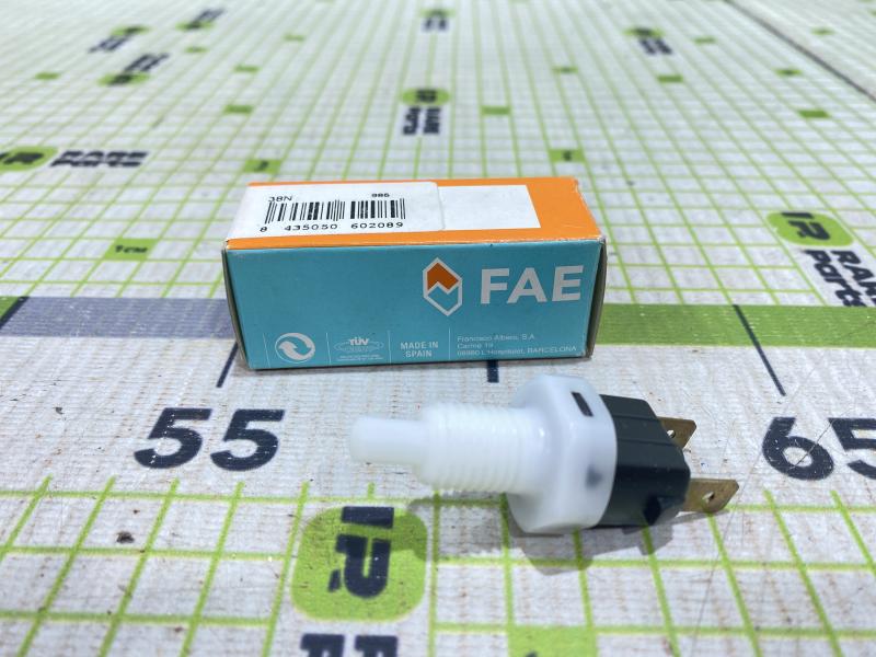 Датчик включения стопсигнала OPEL CORSA B