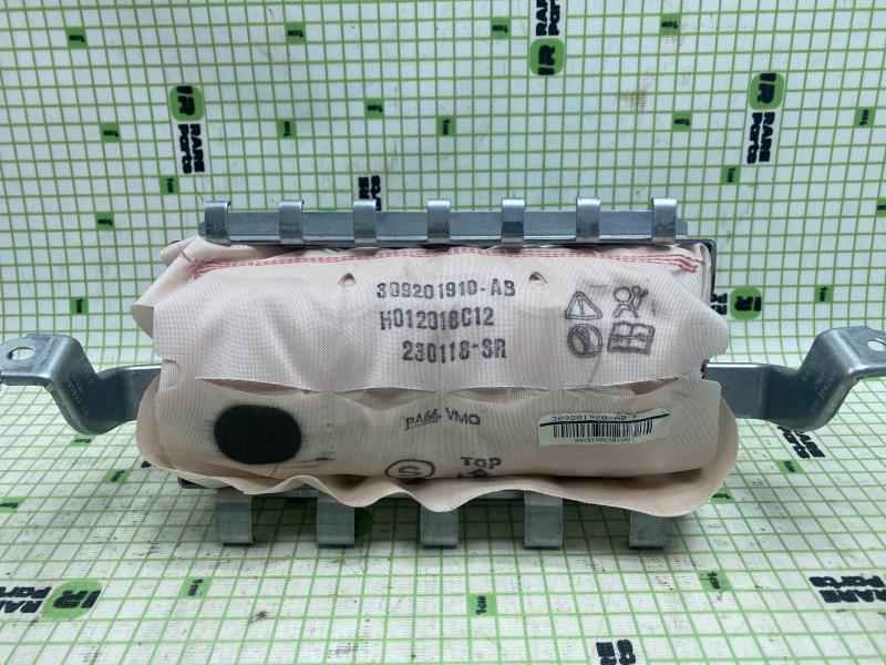 Подушка безопасности пассажирская Qashqai J11