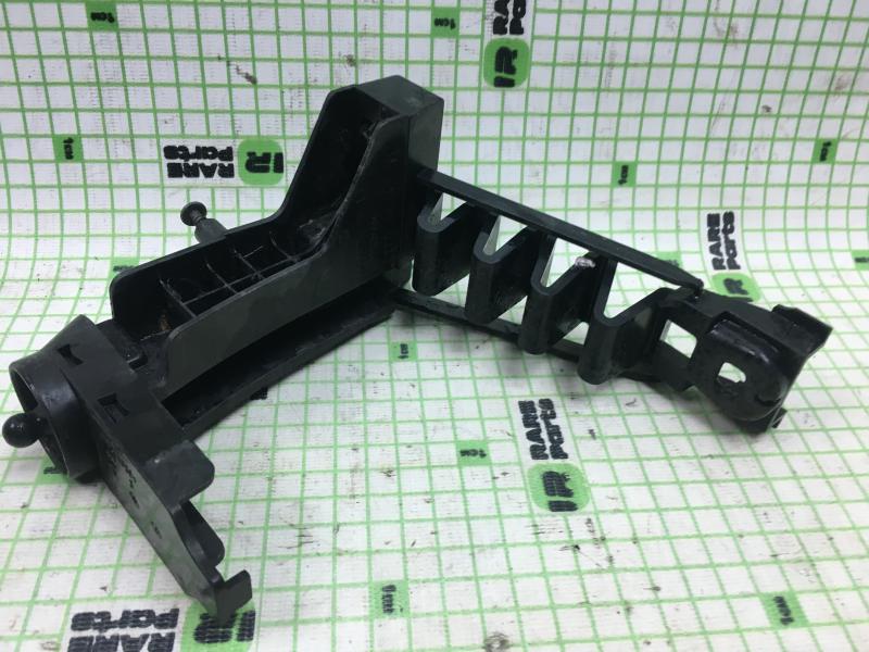 Кронштейн крепления передней панели (телевизора)