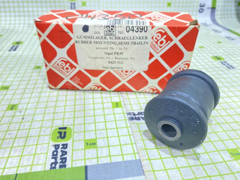 Сайлентблок заднего рычага Opel Omega B