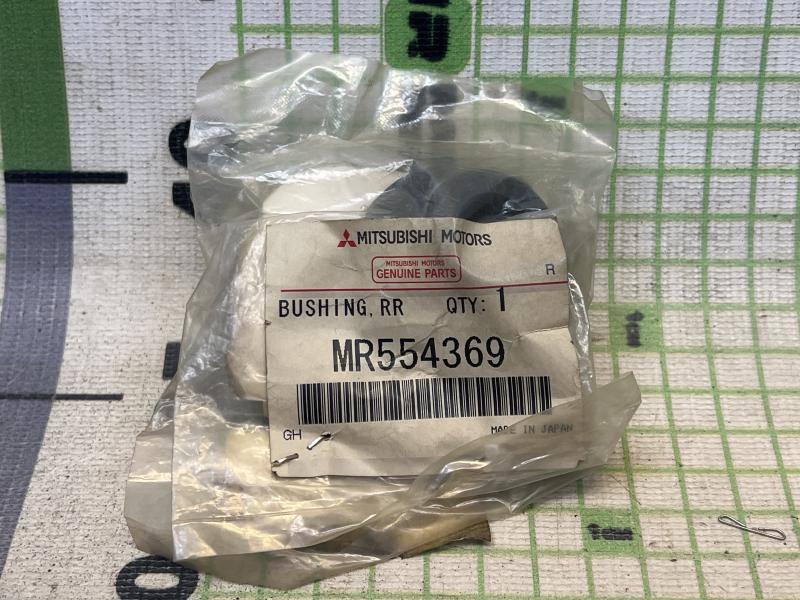 Втулка заднего амортизатора для Mitsubishi Lancer