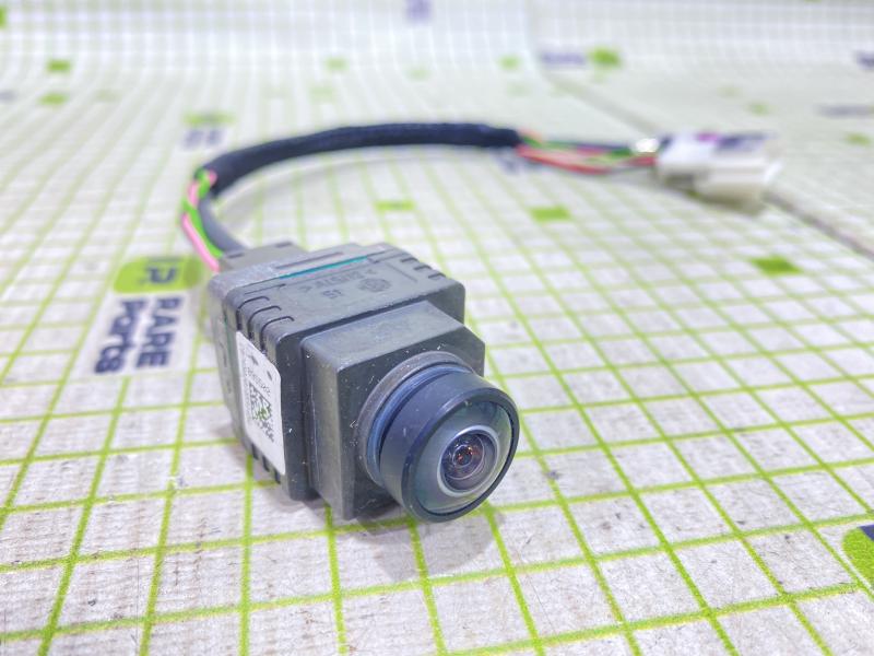 Камера заднего вида Mercedes Benz C W205