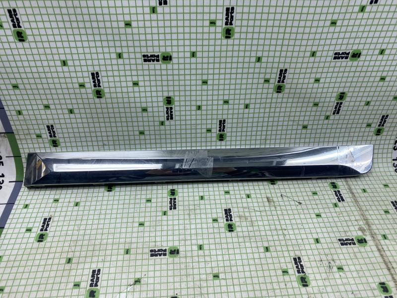 Молдинг двери задней левой Chery Tiggo 8 Pro 2021