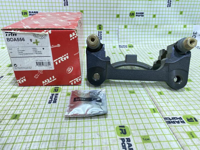 Скоба суппорта переднего для Audi A4 B7