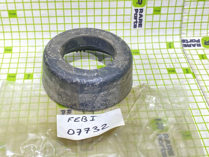 Проставка под заднюю пружину Mercedes Benz W124