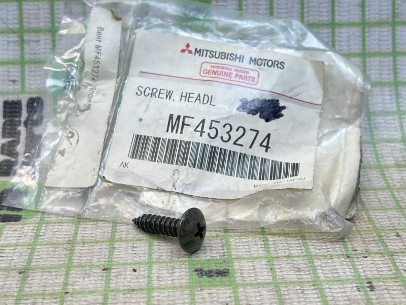 Винт для Mitsubishi Pajero