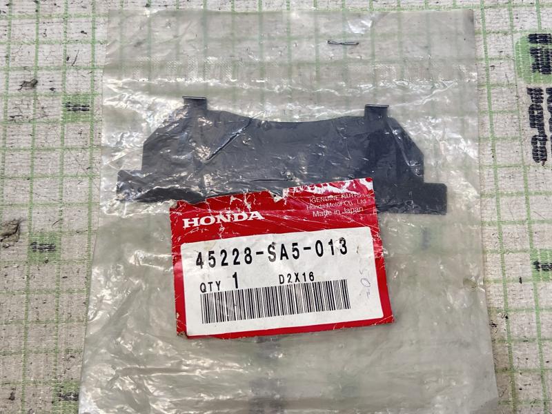 Пластина противоскрипная для Honda Civic