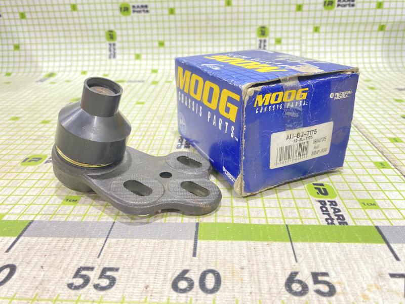 Опора шаровая левая перед Audi 80/90 B4